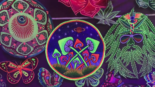 Glowing magic mushrooms Patch blacklight Psychedelic Psilocybin Shroom