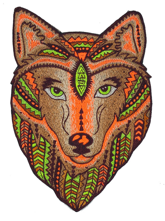 Wisdom Wolf UV Patch with blacklight glowing colors - Animal Embroidery neon shining beautiful and wise wolf spirit of the psychedelic woods