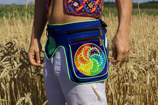 Beltbag Fractal crop circle - 7 pockets, strong ziplocks, size adjustable - hook & loop and clip - blacklight active lines flower of life